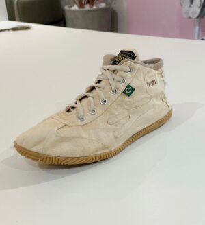 Botinha Bege Camurça -  Sola Bend