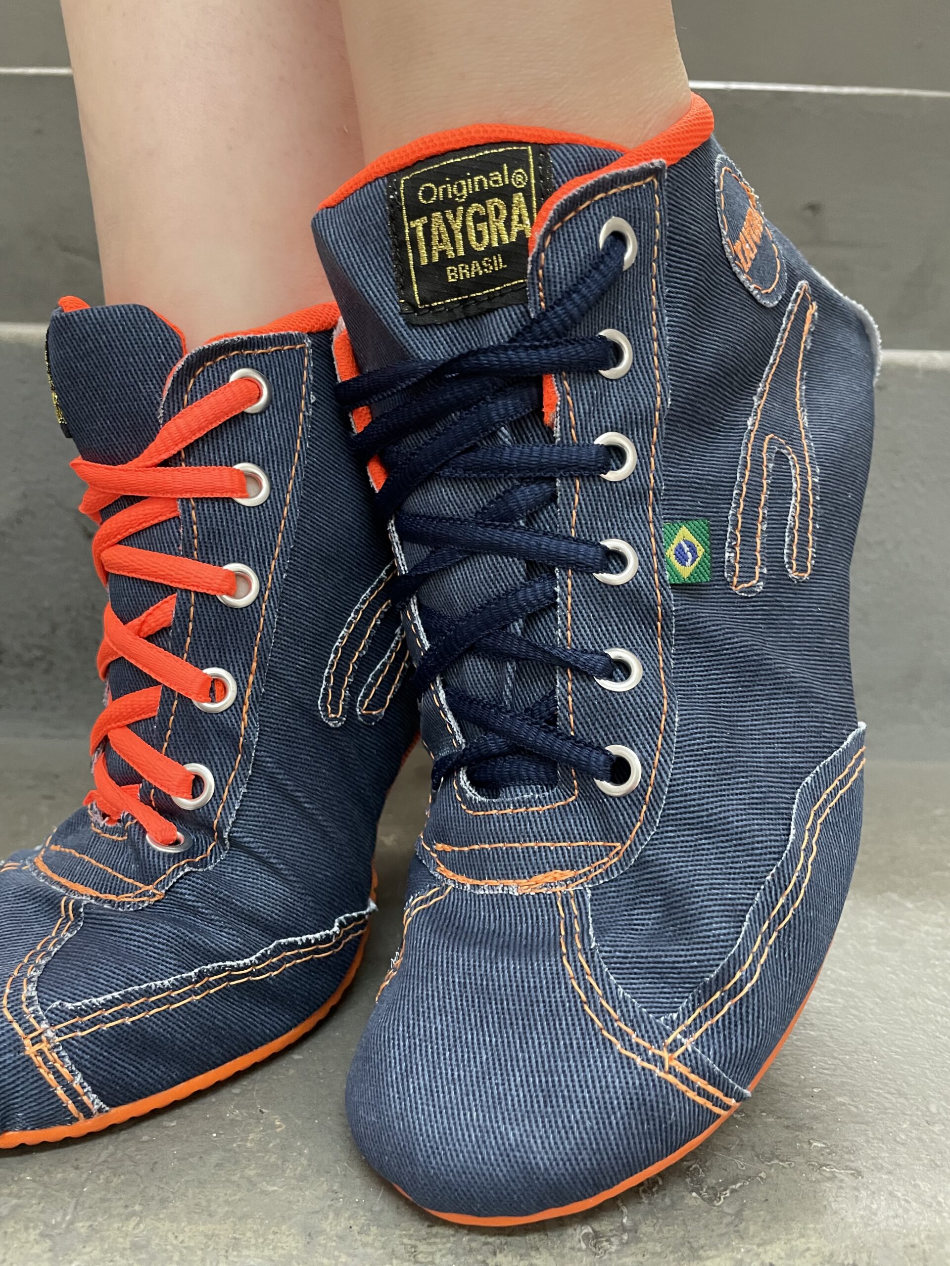 Botinha Jeans e Laranja - Imagem 3